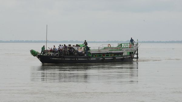 In this picture taken on September 18, 2019, people cross the Brahmaputra river by ferry from Jorhat to reach Majuli island in the northeastern Indian state of Assam - Sputnik International