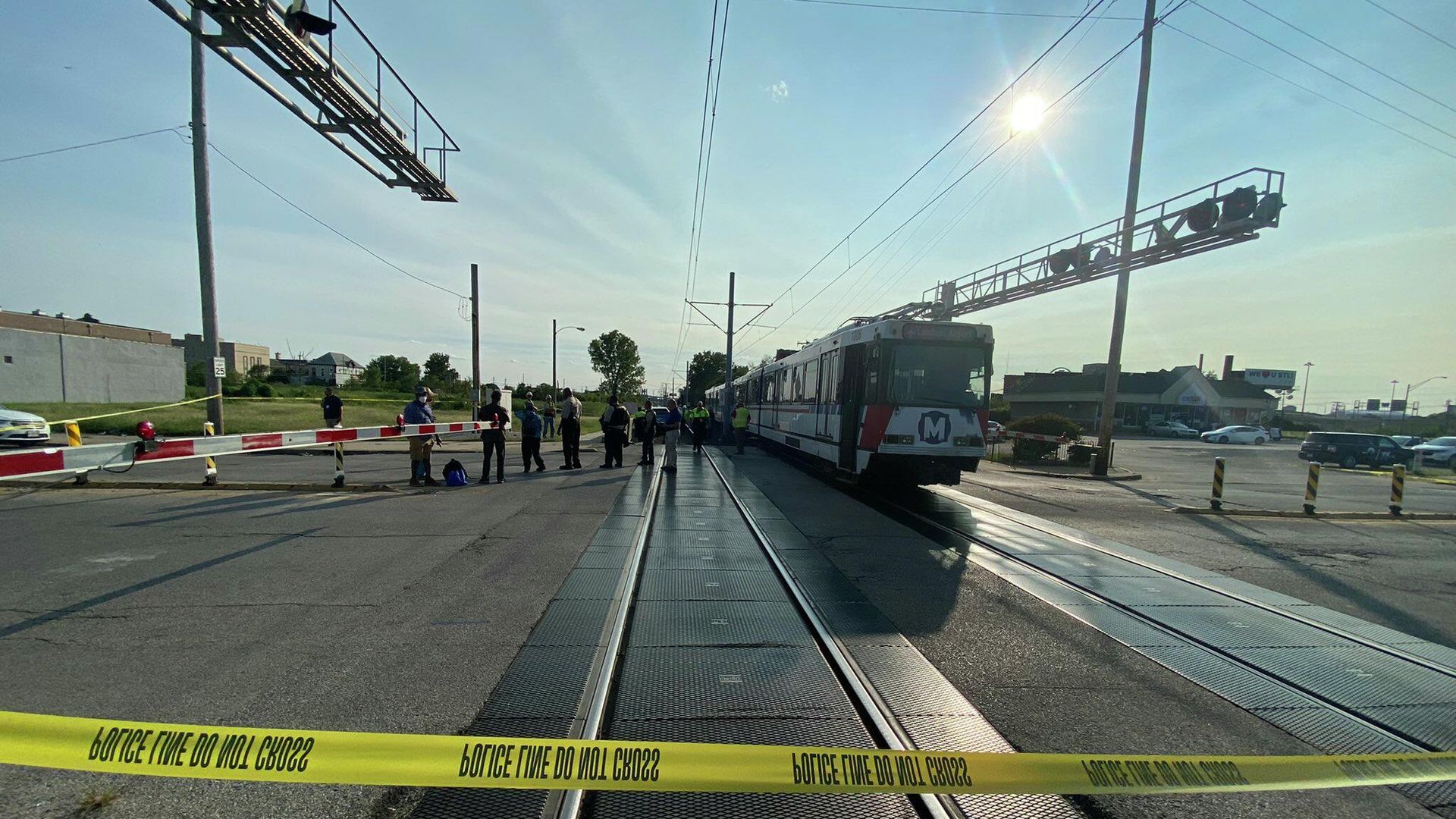A photo from the crime scene of an alleged mass shooting in East Saint Louis, on September 9, 2021. - Sputnik International, 1920, 09.09.2021