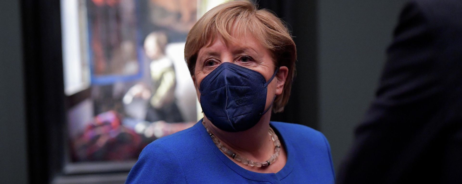 German Chancellor Angela Merkel attends the opening of the largest exhibition on the Dutch painter Johannes Vermeer in Germany, September 9, 2021 German Chancellor Angela Merkel attends the opening of the largest exhibition on the Dutch painter Johannes Vermeer in Germany, September 9, 2021 - Sputnik International, 1920, 09.09.2021