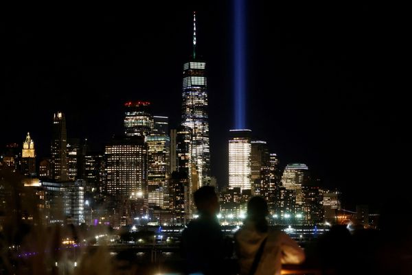 A couple views the "Tribute in Light" beams and the One World Trade Centre tower from Little Island park on the eve of the 20th anniversary of the September 11th attacks in Manhattan, New York City, US, 10 September 2021. A couple views the "Tribute in Light" beams and the One World Trade Centre tower from Little Island park on the eve of the 20th anniversary of the September 11th attacks in Manhattan, New York City, US, 10 September 2021. - Sputnik International