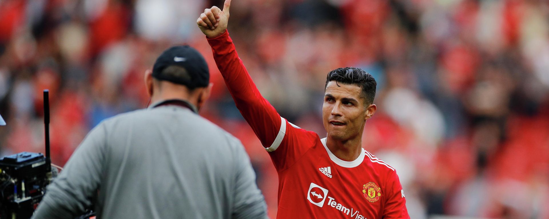 Manchester United's Cristiano Ronaldo celebrates after the match Manchester United's Cristiano Ronaldo celebrates after the match - Sputnik International, 1920, 12.09.2021