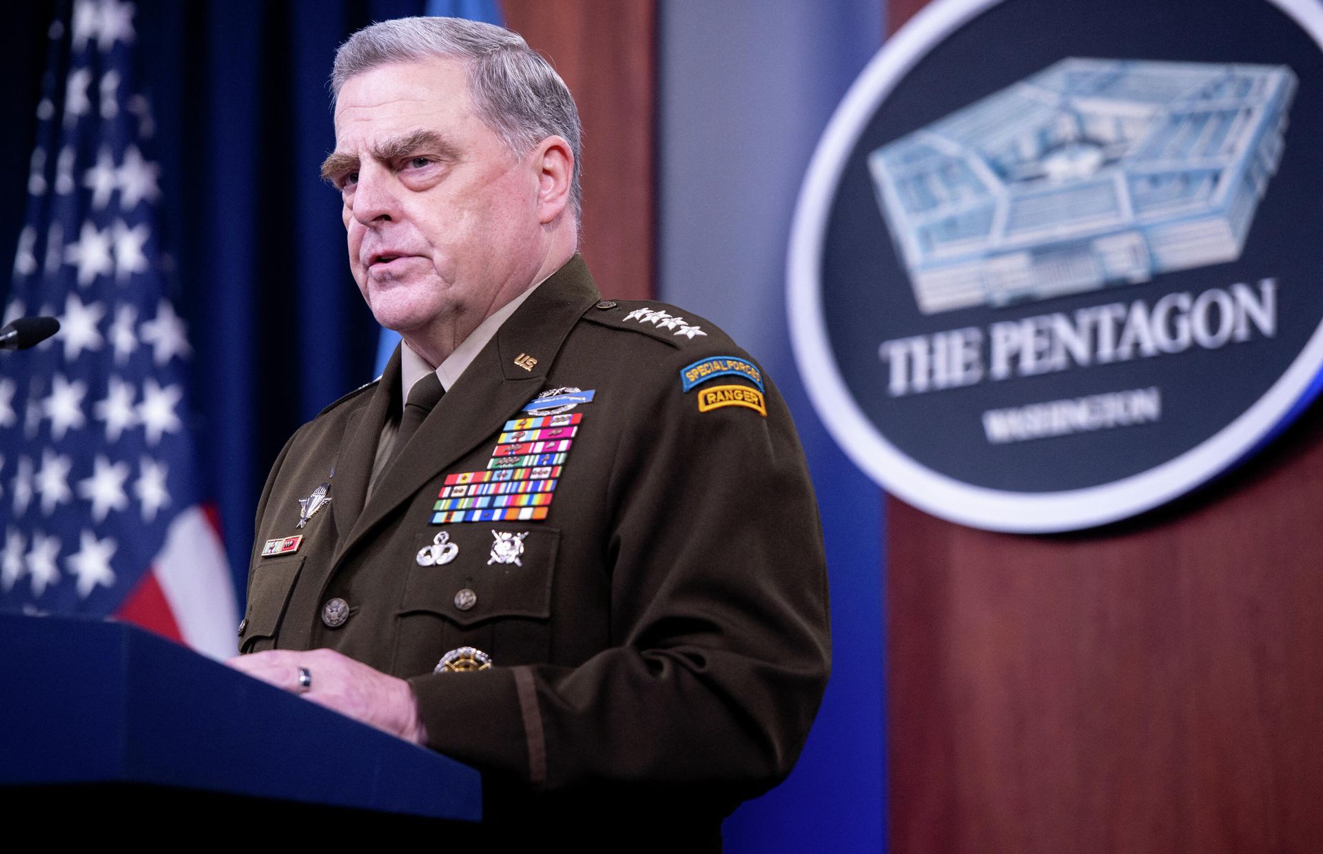 US Army General Mark Milley, Chairman of the Joint Chiefs of Staff, holds a press briefing about the US military drawdown in Afghanistan, at the Pentagon in Washington, DC September 1, 2021. US Army General Mark Milley, Chairman of the Joint Chiefs of Staff, holds a press briefing about the US military drawdown in Afghanistan, at the Pentagon in Washington, DC September 1, 2021. - Sputnik International, 1920, 12.09.2021