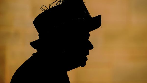 Britain's Queen Elizabeth is seen in silhouette as she visits Manchester Cathedral, in Manchester, Britain, July 8, 2021 - Sputnik International