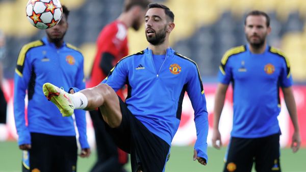 Soccer Football - Champions League - Manchester United Training - Stadion Wankdorf, Bern, Switzerland - September 13, 2021 Manchester United's Bruno Fernandes during training - Sputnik International