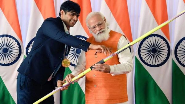 PM Narendra Modi (right) with Olympic gold medallist Neeraj Chopra PM Narendra Modi (right) with Olympic gold medallist Neeraj Chopra - Sputnik International