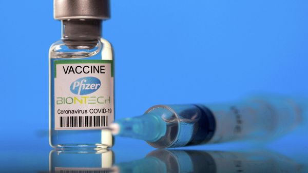 A vial labelled with the Pfizer-BioNTech coronavirus disease (COVID-19) vaccine is seen in this illustration picture taken March 19, 2021. - Sputnik International