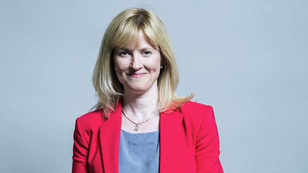  Rosie Duffield - Sputnik International