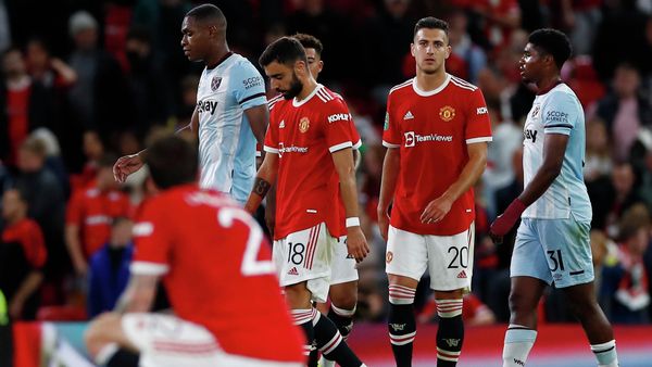 Soccer Football - Carabao Cup - Third Round - Manchester United v West Ham United - Old Trafford, Manchester, Britain - September 22, 2021 Manchester United's Diogo Dalot and Bruno Fernandes look dejected after the match Soccer Football - Carabao Cup - Third Round - Manchester United v West Ham United - Old Trafford, Manchester, Britain - September 22, 2021 Manchester United's Diogo Dalot and Bruno Fernandes look dejected after the match - Sputnik International