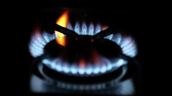Flames come out of a domestic gas ring of an oven in Durham, Britain, September 23, 2021. - Sputnik International