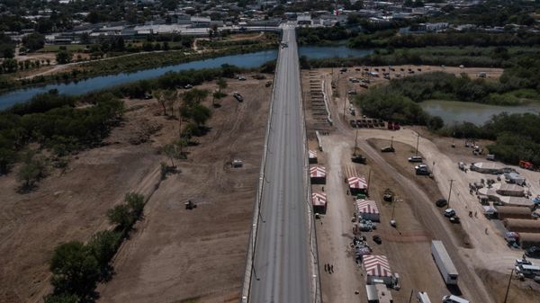 In this aerial image the makeshift migrant border camp near the Del Rio International Bridge is seen after it was cleared in Del Rio, Texas, U.S. September 24, 2021 - Sputnik International