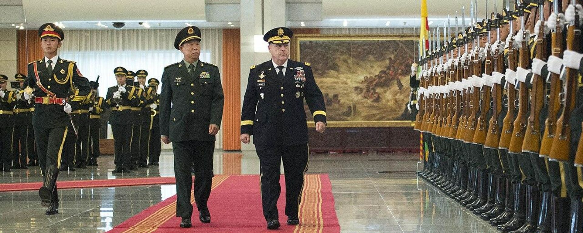 U.S. Army Chief of Staff General Mark A. Milley and Commander of the PLA Ground Force General Li Zuocheng inspect a Chinese military contingent at the Bayi Building in Beijing, China, Aug. 16, 2016 U.S. Army Chief of Staff General Mark A. Milley and Commander of the PLA Ground Force General Li Zuocheng inspect a Chinese military contingent at the Bayi Building in Beijing, China, Aug. 16, 2016 - Sputnik International, 1920, 28.09.2021