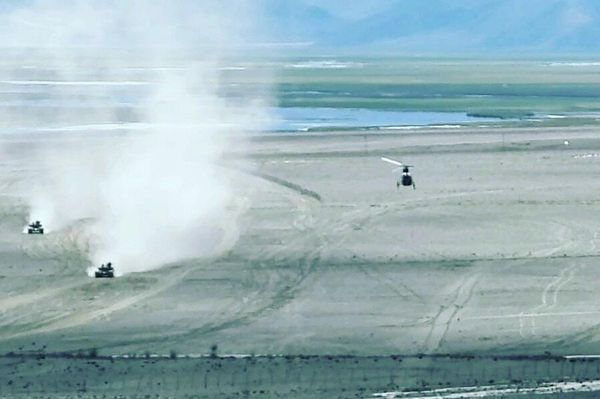 The Indian Army carries out live fire exercises in Ladakh in September 2021. - Sputnik International