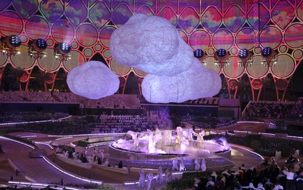 Artists perform during the opening ceremony of the Dubai Expo 2020.  - Sputnik International