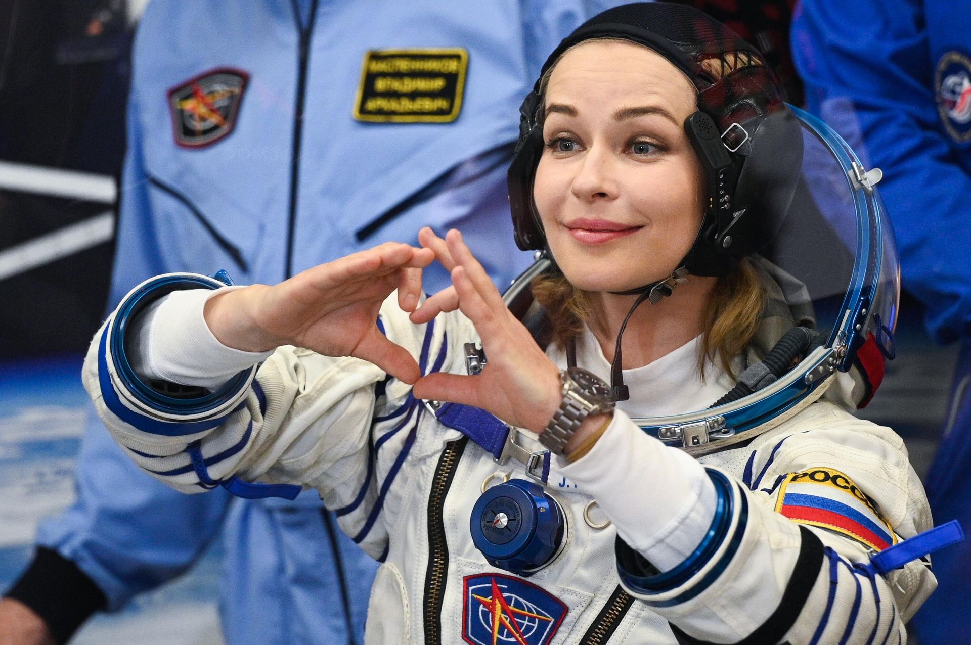 Actress Yulia Peresild of the ISS Expedition 66 prime crew puts on her spacesuit at the Baikonur Cosmodrome, in Baikonur, Kazakhstan. The launch of the Soyuz MS-19 mission to be involved in making the feature film The Challenge aboard the International Space Station is scheduled for 5 October 2021 at 11:55 Moscow time from the Baikonur Cosmodrome - Sputnik International, 1920, 23.12.2021
