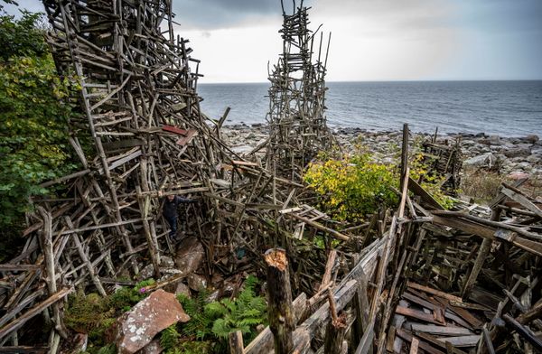 Vilk's artworks in the Kullaberg Nature Reserve, Sweden. - Sputnik International