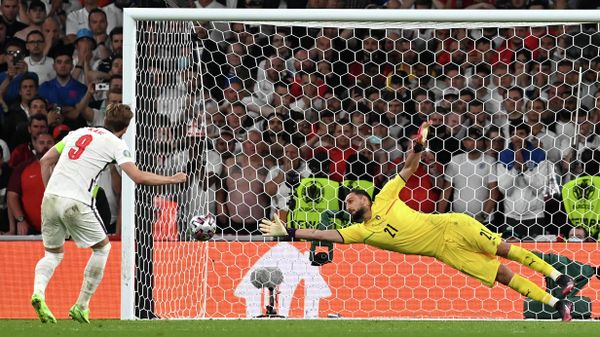 England's Harry Kanem left, shoots to score past Italy's goalkeeper Gianluigi Donnarumma during penalty shootout of the Euro 2020 soccer championship final match between England and Italy at Wembley Stadium in London, Sunday, July 11, 2021 England's Harry Kanem left, shoots to score past Italy's goalkeeper Gianluigi Donnarumma during penalty shootout of the Euro 2020 soccer championship final match between England and Italy at Wembley Stadium in London, Sunday, July 11, 2021 - Sputnik International