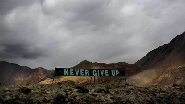 FILE- In this Sept. 14, 2017, file photo, a banner erected by the Indian army stands near Pangong Tso lake near the India-China border in India's Ladakh area - Sputnik International