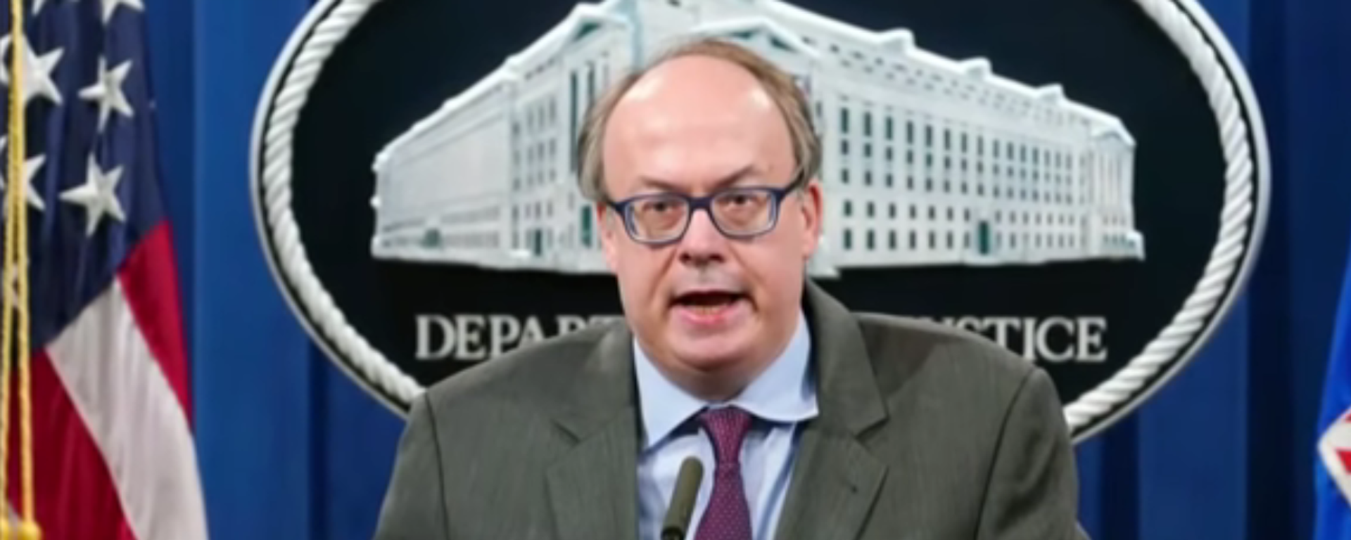 NYT: Trump And DOJ Lawyer Reportedly Plotted To Oust Acting Attorney General | All In | MSNBC
NYT: Trump And DOJ Lawyer Reportedly Plotted To Oust Acting Attorney General | All In | MSNBC
- Sputnik International, 1920, 02.12.2021
