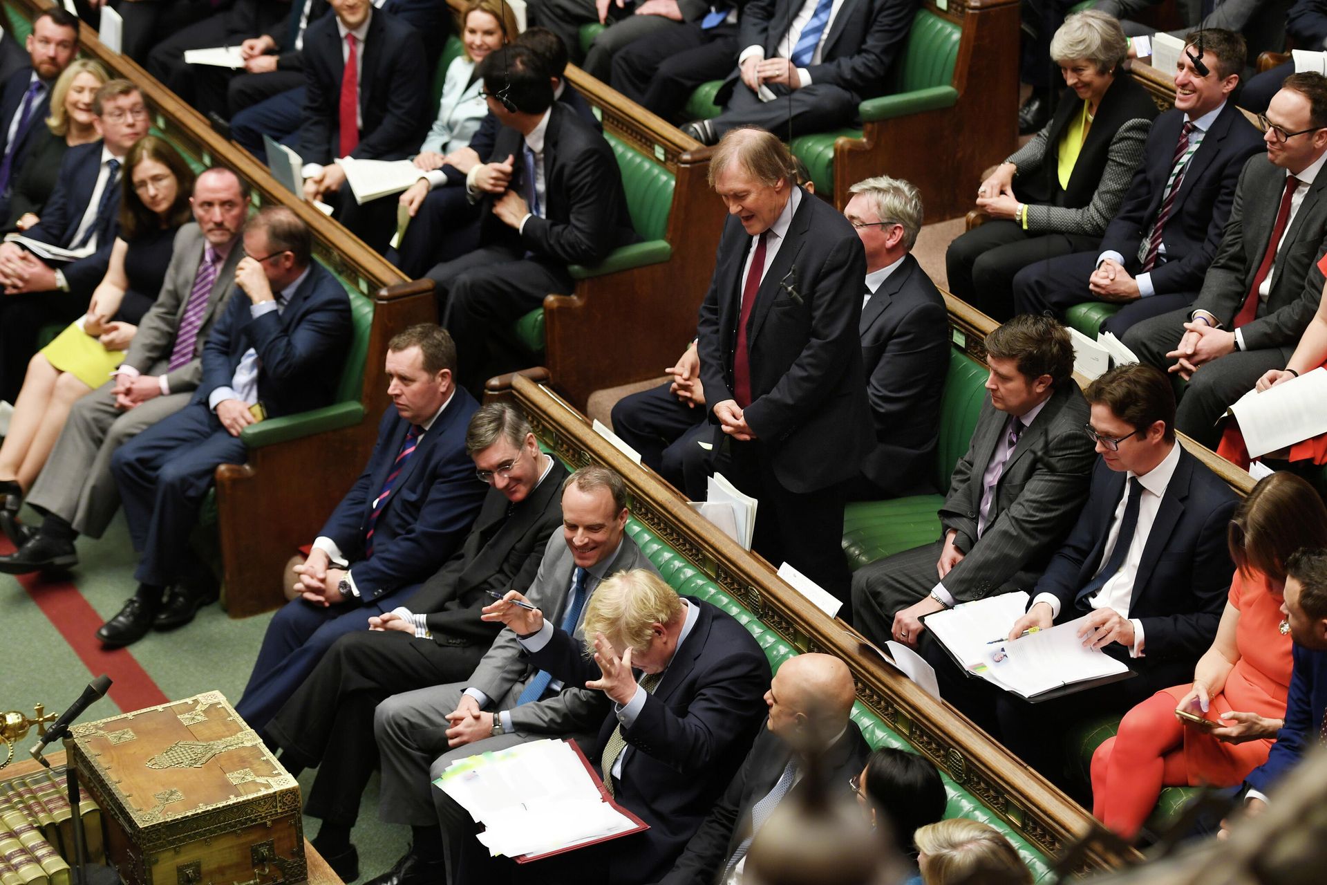Sir David Amess asks the Prime Minister a question in Parliament in January 2020 - Sputnik International, 1920, 17.10.2021