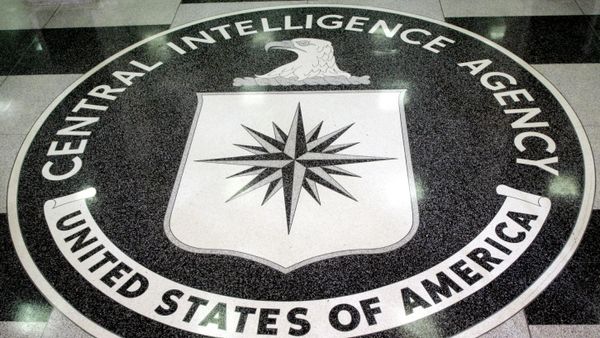 FILE PHOTO: The logo of the U.S. Central Intelligence Agency is shown in the lobby of the CIA headquarters in La.. - Sputnik International