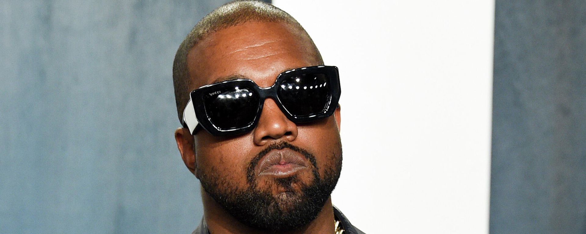 Kanye West arrives at the Vanity Fair Oscar Party in Beverly Hills, Calif in 2020. On Monday, Oct. 18, 2021, a Los Angeles judge approved the request of the rapper, producer and fashion designer to legally change his name to just Ye, spelled Y-E, with no middle or last name. Kanye West arrives at the Vanity Fair Oscar Party in Beverly Hills, Calif in 2020. On Monday, Oct. 18, 2021, a Los Angeles judge approved the request of the rapper, producer and fashion designer to legally change his name to just Ye, spelled Y-E, with no middle or last name. - Sputnik International, 1920, 24.11.2022