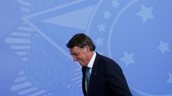 Brazil's President Jair Bolsonaro smiles during a ceremony to meet the paralympic athletes at the Planalto Palace in Brasilia, Brazil October 6, 2021. - Sputnik International
