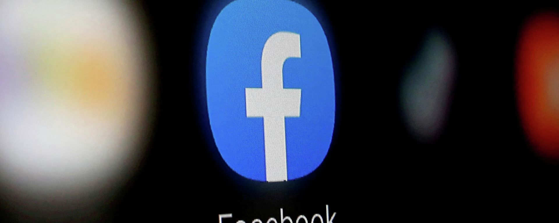 A Facebook logo is displayed on a smartphone in this illustration taken January 6, 2020. - Sputnik International, 1920, 22.10.2021