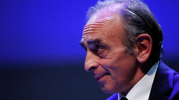 French right-wing commentator Eric Zemmour attends a meeting for the promotion of his new book La France n'a pas dit son dernier mot (France has not yet said its last word) in Beziers, France, October 16, 2021. - Sputnik International