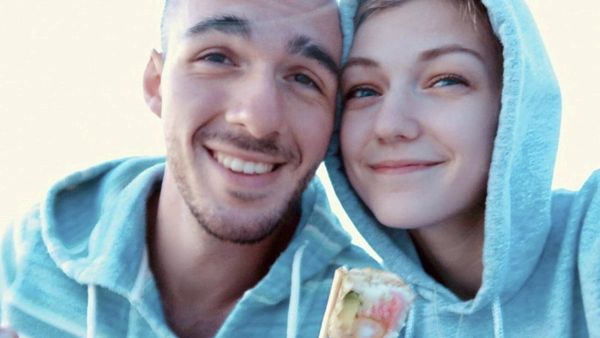 Gabrielle Petito, 22, who was reported missing on Sept. 11, 2021 after traveling with her boyfriend around the country in a van and never returned home, poses for a photo with Brian Laundrie in this undated handout photo. - Sputnik International