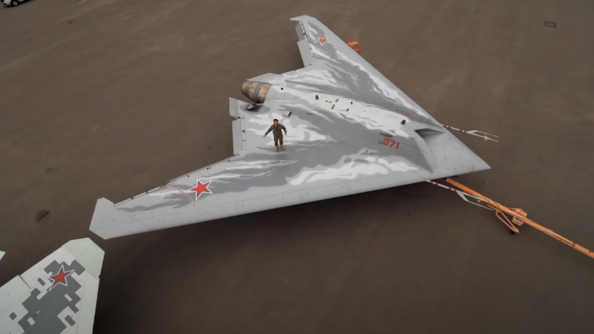 Screengrab of a report on the Okhotnik drone by Zvezda, the official channel of the Russian Defence Ministry. Screengrab of a report on the Okhotnik drone by Zvezda, the official channel of the Russian Defence Ministry. - Sputnik International, 1920, 03.01.2024