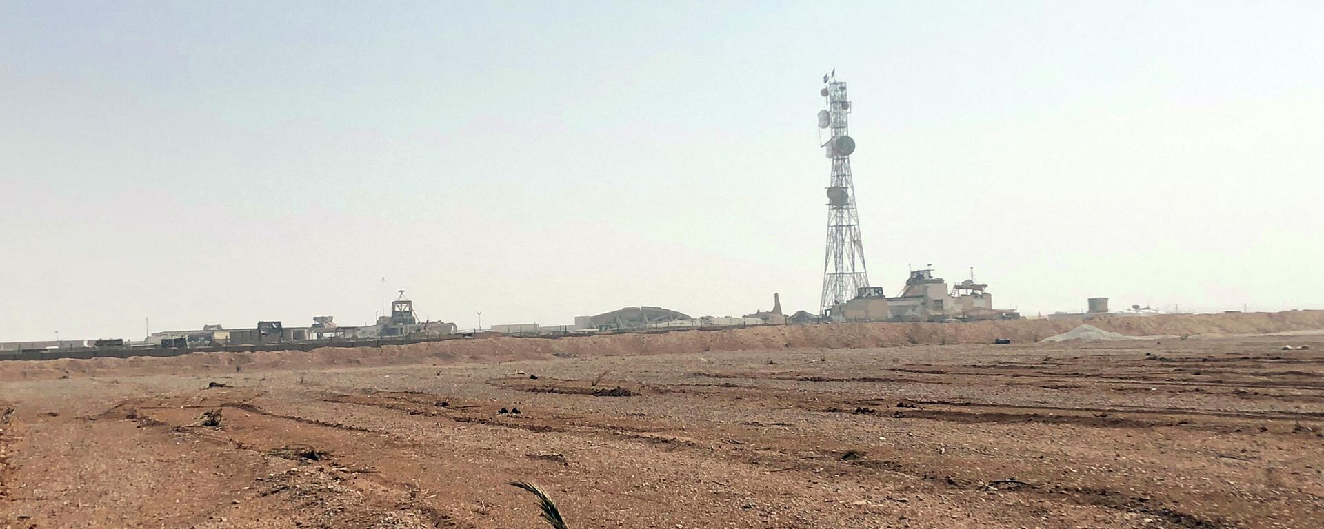 The al-Tanf military outpost in southern Syria where U.S. Gen. Joseph Votel, top U.S. commander in the Middle East, made an unannounced visit Monday, Oct. 22, 2018 The al-Tanf military outpost in southern Syria where U.S. Gen. Joseph Votel, top U.S. commander in the Middle East, made an unannounced visit Monday, Oct. 22, 2018 - Sputnik International, 1920, 29.01.2024