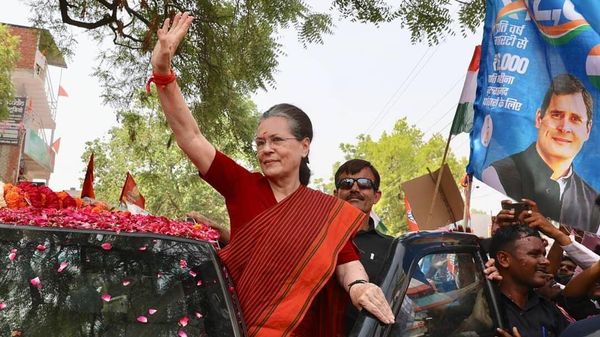 Sonia Gandhi - Sputnik International