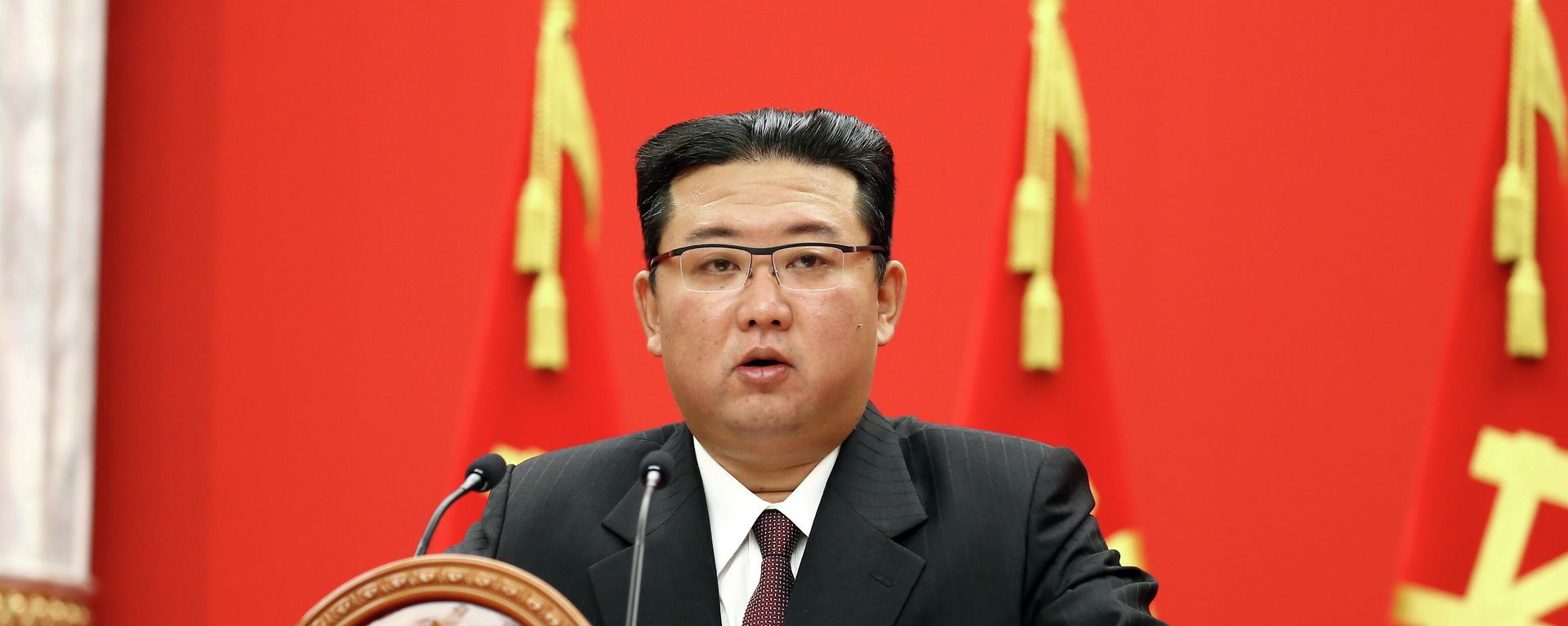 North Korean leader Kim Jong Un speaks during an event celebrating the 76th anniversary of the founding of the ruling Workers' Party of Korea (WPK) in Pyongyang, North Korea, in this undated photo released on October 11, 2021 by North Korea's Korean Central News Agency (KCNA). North Korean leader Kim Jong Un speaks during an event celebrating the 76th anniversary of the founding of the ruling Workers' Party of Korea (WPK) in Pyongyang, North Korea, in this undated photo released on October 11, 2021 by North Korea's Korean Central News Agency (KCNA). - Sputnik International, 1920, 29.10.2021