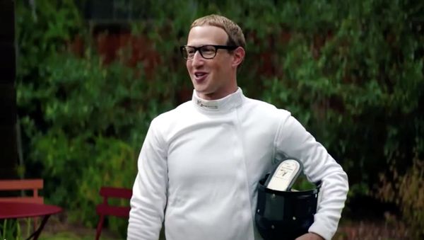 Facebook's chief executive Mark Zuckerberg is seen after fencing in the "Metaverse" with an Olympic gold medal fencer during a live-streamed virtual and augmented reality conference to announce Facebook's rebranding. - Sputnik International