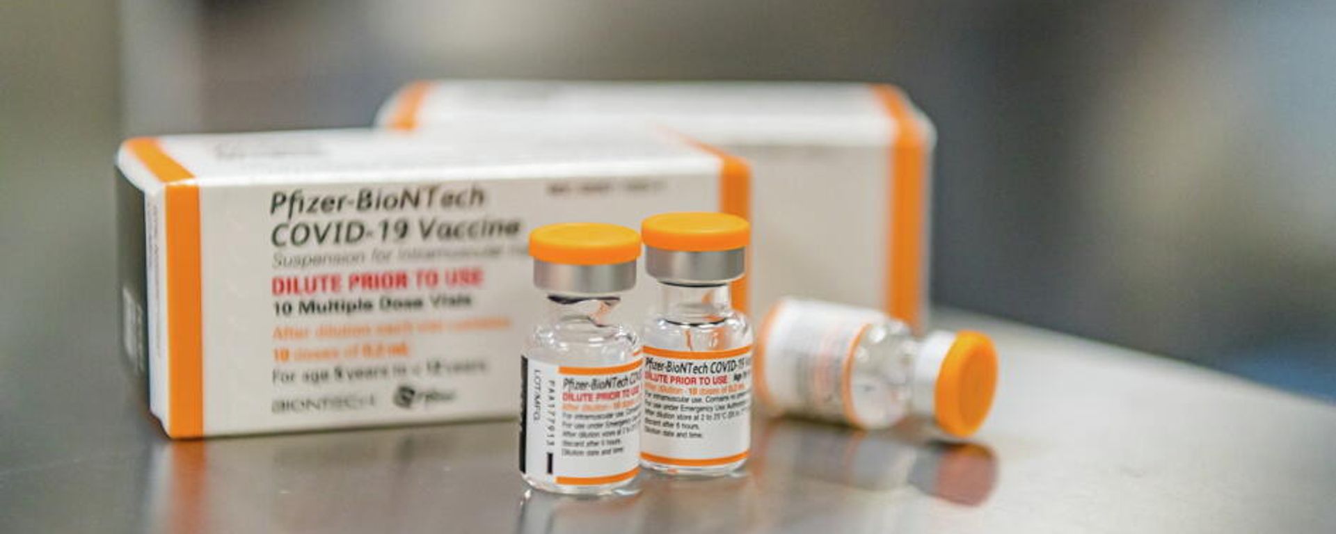 Pfizer/BioNTech's new pediatric COVID-19 vaccine vials are seen in this undated handout photo. Pfizer/BioNTech's new pediatric COVID-19 vaccine vials are seen in this undated handout photo. - Sputnik International, 1920, 29.10.2021