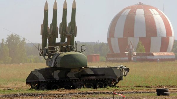 In this June 30, 2010 file photo, a Russian Buk-M2 air defense system is displayed at a military show at the international forum Technologies in machine building 2010 in Zhukovsky, outside Moscow - Sputnik International