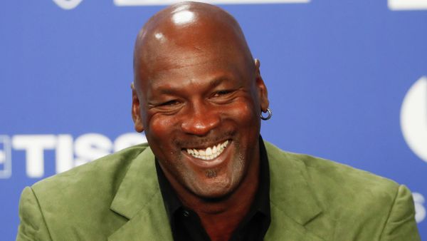 FILE - In this Jan. 24, 2020 file photo,  Michael Jordan speaks during a news conference ahead of an NBA basketball game between the Charlotte Hornets and Milwaukee Bucks in Paris.  Canadian blockchain technology company Dapper Labs has secured $305 million in private funding, some of it from current and former NBA players, including  Jordan, to scale up its virtual NBA trading card site, the company said Tuesday, March 30, 2021 - Sputnik International