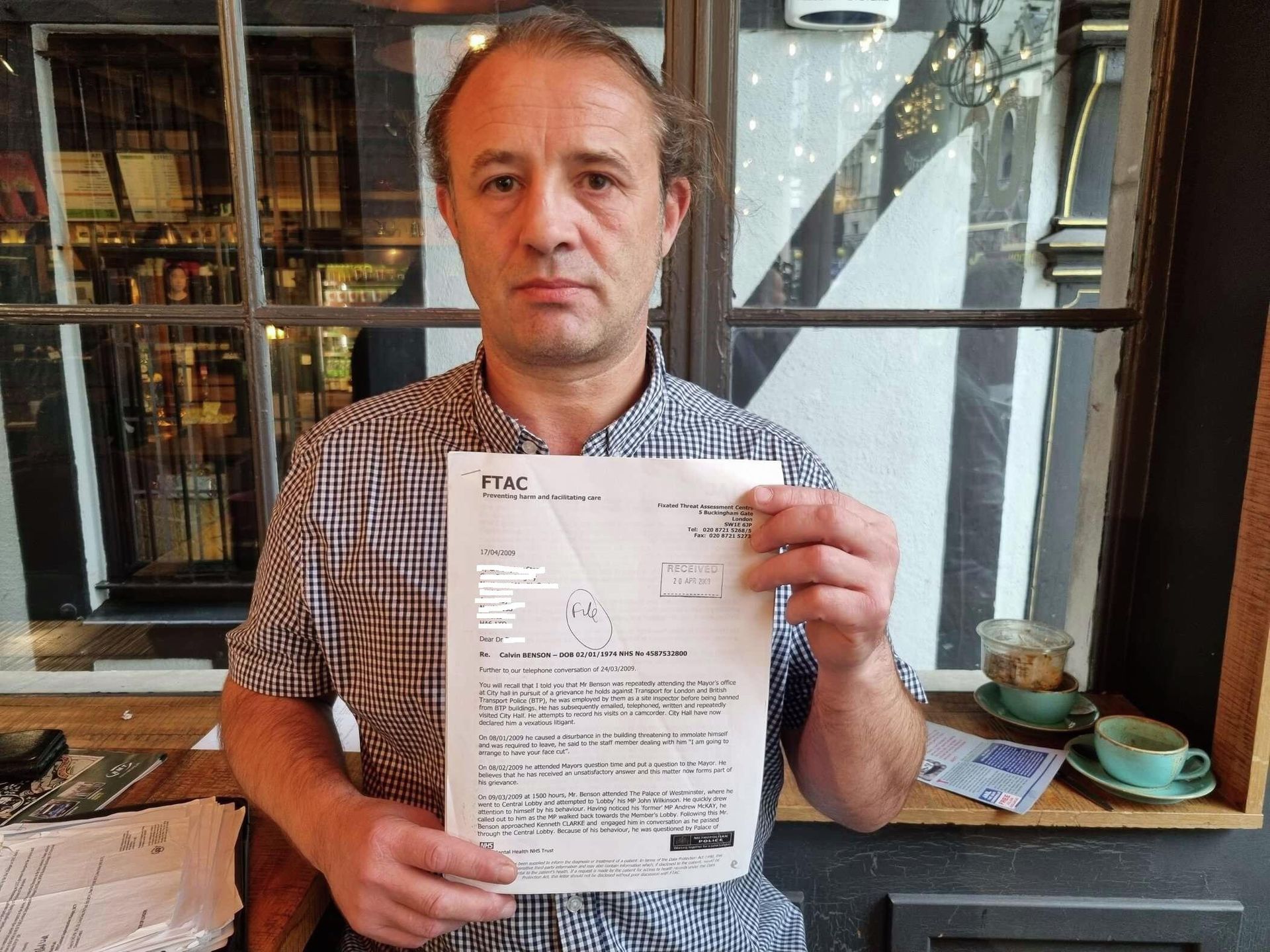 Calvin Benson with letter from FTAC to his GP Calvin Benson with letter from FTAC to his GP - Sputnik International, 1920, 12.11.2021