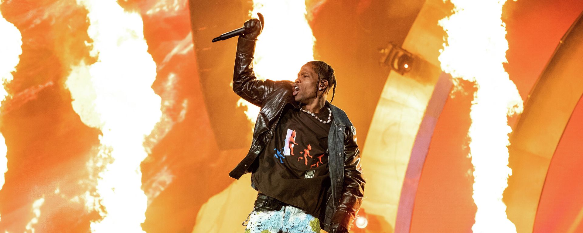 Travis Scott performs at Day 1 of the Astroworld Music Festival at NRG Park on Friday, Nov. 5, 2021, in Houston. Travis Scott performs at Day 1 of the Astroworld Music Festival at NRG Park on Friday, Nov. 5, 2021, in Houston. - Sputnik International, 1920, 07.11.2021
