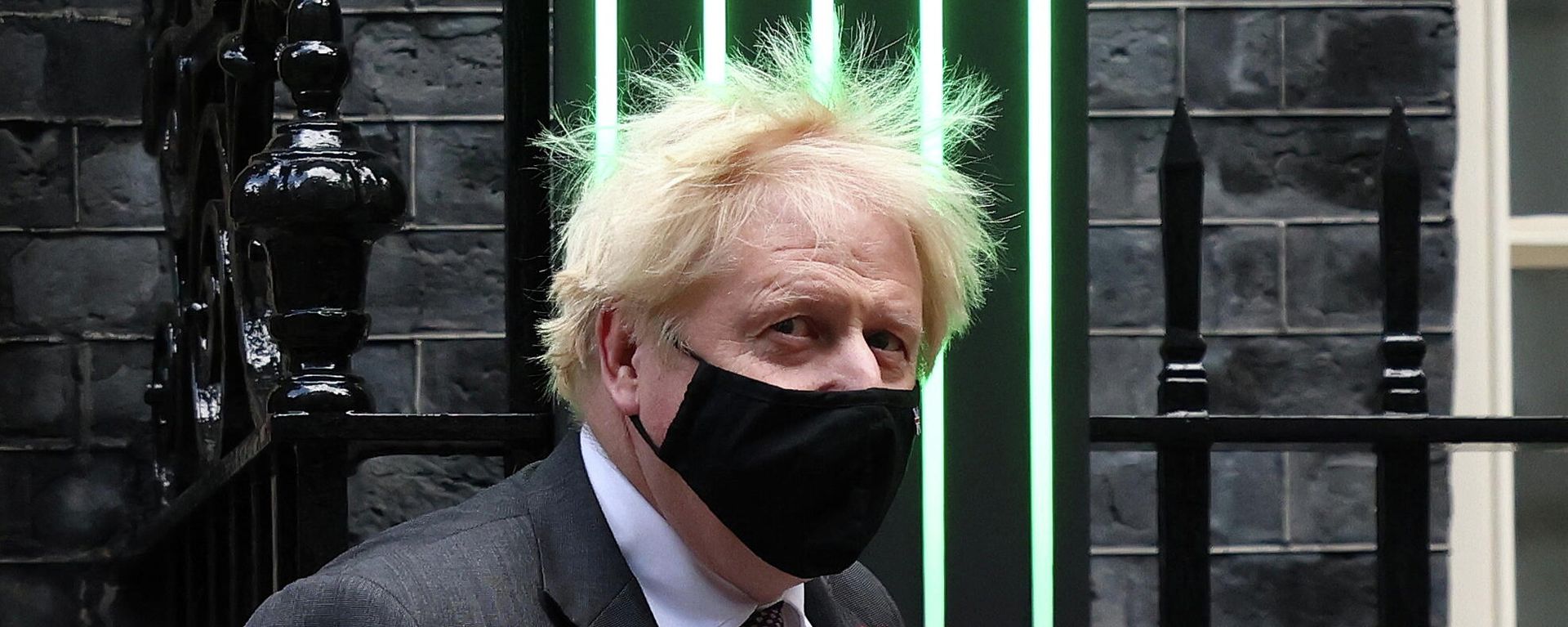 British Prime Minister Boris Johnson leaves 10 Downing Street in London - Sputnik International, 1920, 22.11.2021