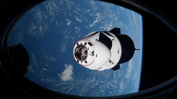 In this Saturday, April 24, 2021, file photo made available by NASA, the SpaceX Crew Dragon capsule approaches the International Space Station for docking. - Sputnik International