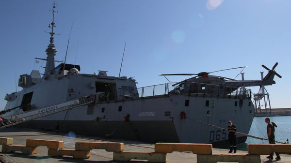 The French frigate Auvergne is seen moored at the port of Larnaca, Cyprus November 8, 2021 - Sputnik International