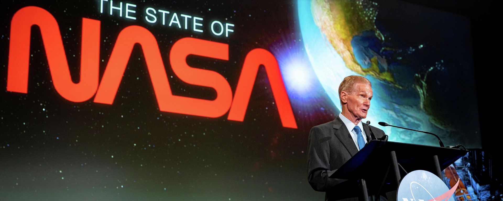 NASA Administrator Bill Nelson speaks during a State of NASA address, as he announces the new DAVINCI+ and VERITAS space missions to study Venus, at NASA headquarters in Washington, U.S., June 2, 2021. NASA Administrator Bill Nelson speaks during a State of NASA address, as he announces the new DAVINCI+ and VERITAS space missions to study Venus, at NASA headquarters in Washington, U.S., June 2, 2021. - Sputnik International, 1920, 09.11.2021