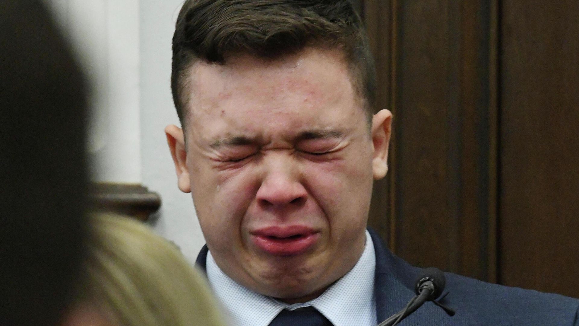 Kyle Rittenhouse breaks down describing the events leading up to the shooting of Joseph Rosenbaum as he testifies during his trial at the Kenosha County Courthouse in Kenosha, Wisconsin, November 10, 2021 Kyle Rittenhouse breaks down describing the events leading up to the shooting of Joseph Rosenbaum as he testifies during his trial at the Kenosha County Courthouse in Kenosha, Wisconsin, November 10, 2021 - Sputnik International, 1920, 15.11.2021