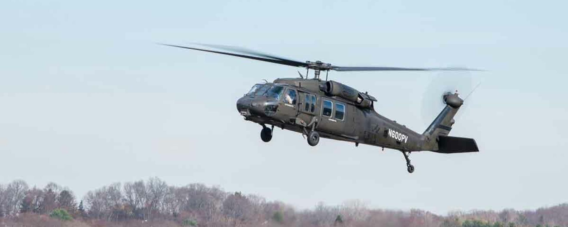 Flight demo of a Sikorsky’s S-70 Black Hawk helicopter equipped with Matrix autonomous flight software and hardware under the Defense Advanced Research Projects Agency's Aircrew Labor In-cockpit Automation System, or ALIAS, effort - Sputnik International, 1920, 16.07.2022
