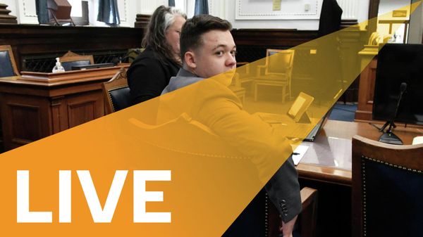 Live outside Kenosha County court as jury reaches a verdict in Rittenhouse trial - Sputnik International