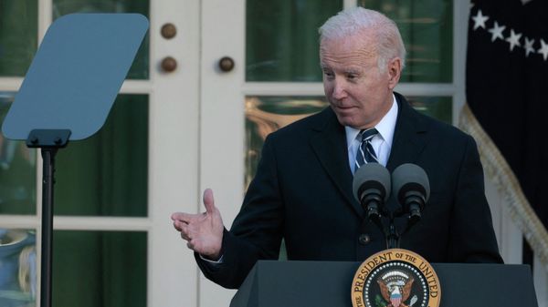 U.S. President Joe Biden gives remarks during the 74th annual Thanksgiving turkey pardoning in the Rose Garden of the White House on November 19, 2021 in Washington, DC. - Sputnik International