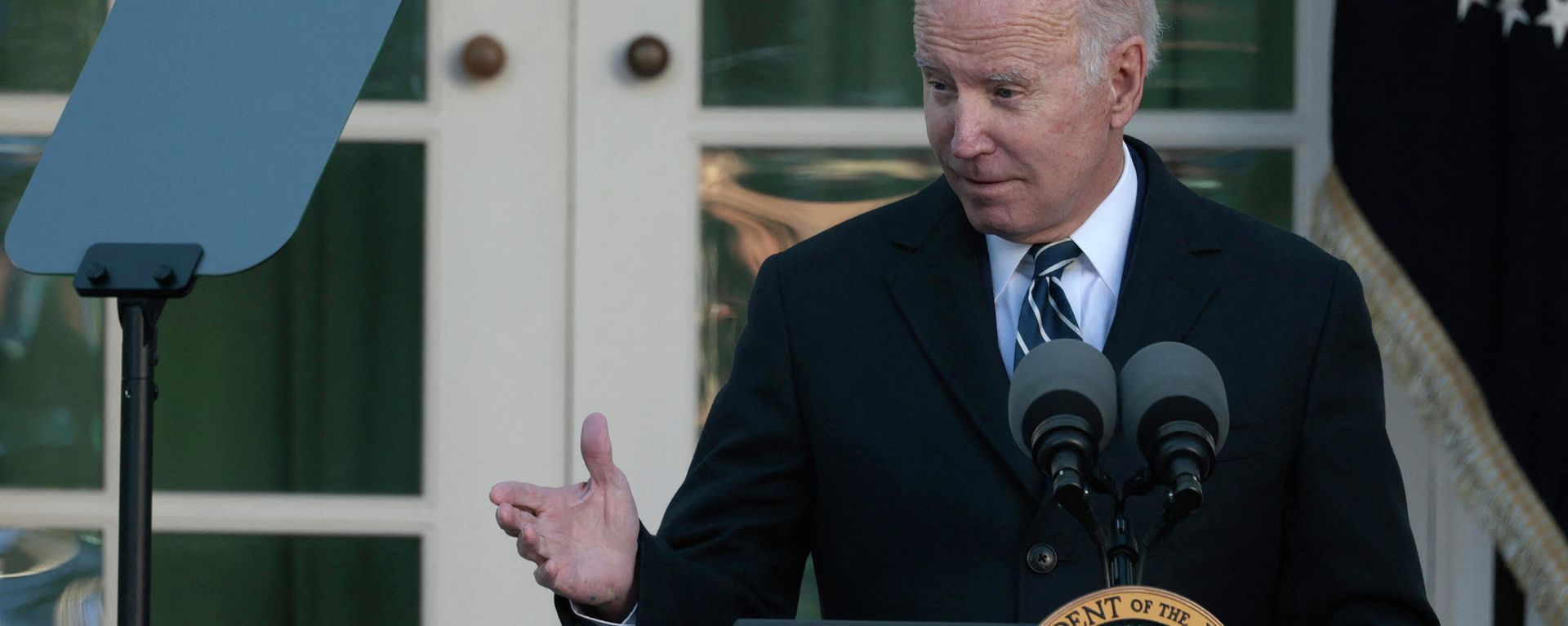 U.S. President Joe Biden gives remarks during the 74th annual Thanksgiving turkey pardoning in the Rose Garden of the White House on November 19, 2021 in Washington, DC. U.S. President Joe Biden gives remarks during the 74th annual Thanksgiving turkey pardoning in the Rose Garden of the White House on November 19, 2021 in Washington, DC. - Sputnik International, 1920, 21.11.2021