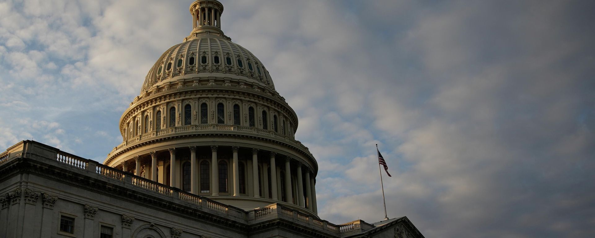 The U.S. Capitol building is seen in Washington, U.S., November 16, 2021. REUTERS/Elizabeth Frantz The U.S. Capitol building is seen in Washington, U.S., November 16, 2021. REUTERS/Elizabeth Frantz - Sputnik International, 1920, 21.11.2021