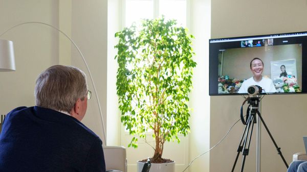IOC President and IOC Athletes’ Commission Chair hold video call with Peng Shuai
 - Sputnik International